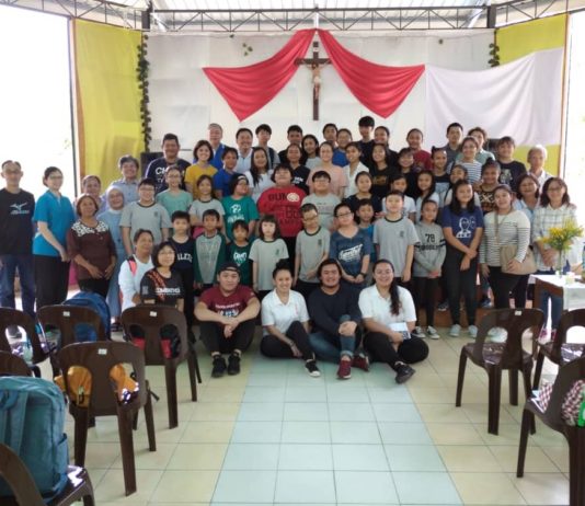 Legionari muda berhimpun untuk retreat Lent