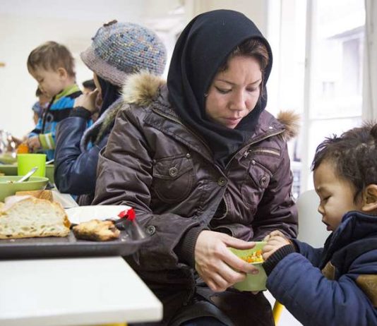 Catholic leaders: Don’t forget refugees during pandemic