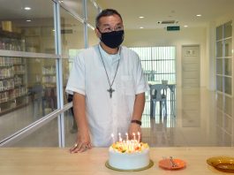 Kek Harijadi Kejutan!