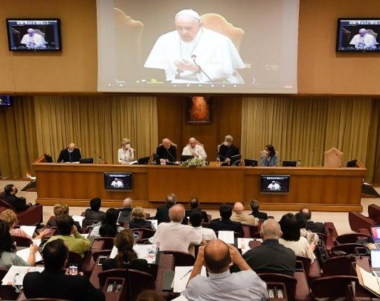 Pope to lay associations: Be aware of the Apostolic power you have