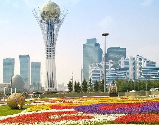 Kazakhstan Bishop: We await Pope’s contribution to peace and solidarity