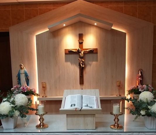 Blessing and inaugural Mass for new school chapel