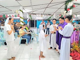 Lapan peserta terima Komuni Kudus Pertama di Gereja Katolik St Ignatius, Saratok