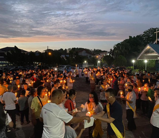 Sambutan Minggu Suci di Paroki Our Lady Queen of Peace Sri Aman