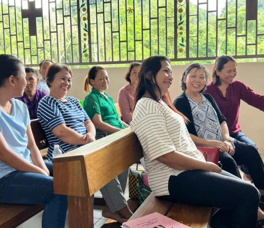 Kursus bagi pembaca dan komentator di Gereja Katolik St Peter Damian Kpg Seromah Bau