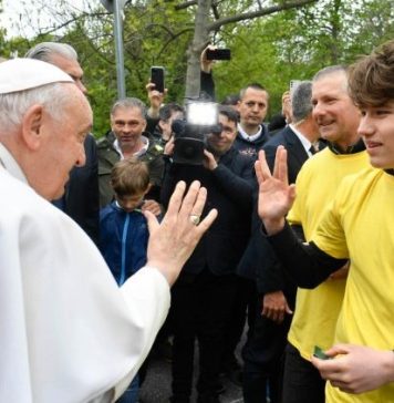 Hungary’s young people await Pope’s “clear voice to guide them”