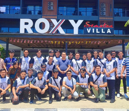 輔祭員藉旅遊培養友誼和服務天主精神