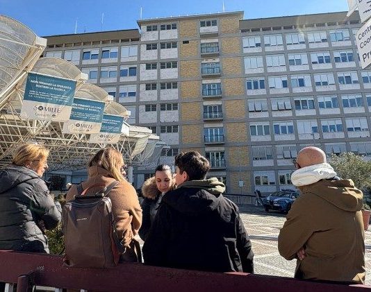 Pope Francis calls for peace and unity in Angelus address