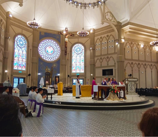 24小時與主同守