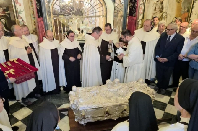 The case containing the body of St.Teresa of Ávila after an extraordinary public exposition in 2025. | Credit: Photo courtesy of Discalced Carmelites Iberian Province