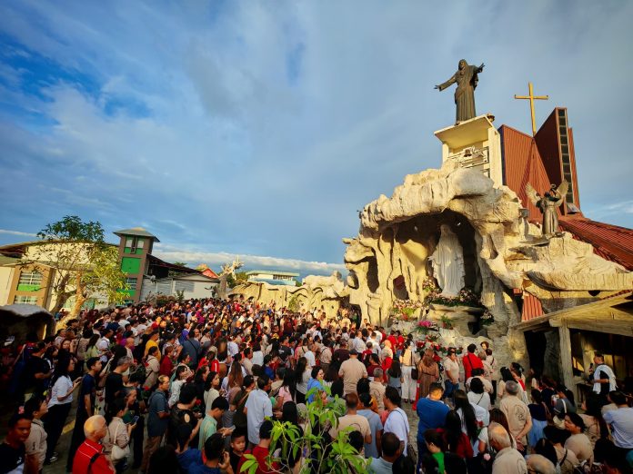 Catholics from the Diocese of Sibu flocked to Sacred Heart Cathedral for the opening and blessing of the Shrine of Mary Immaculate. (Photo: Michael Tiong)