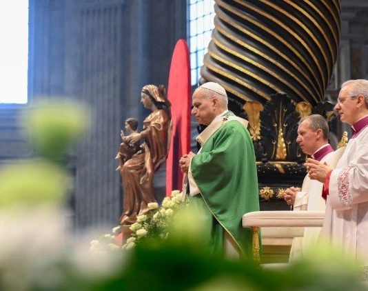 Pope: Let us build a humbler, more welcoming Church