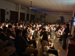Sekolah Minggu Inggeris Holy Trinity hidupkan rosari pada Oktober