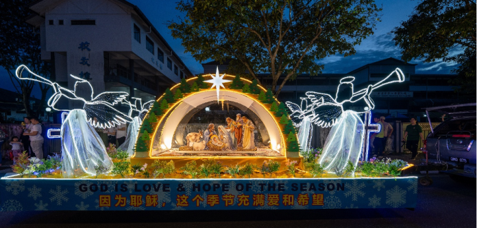 One of the participating floats. (Photo- Peter Chai)