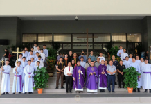 Handover of Perjalanan Salib from St Ann’s Parish, Kota Padawan to St Stephen Bau