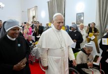 Pope in Algeria: ‘God’s heart is torn apart by wars, violence, injustice, lies’