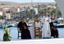 Pope Leo in Gran Canaria: ‘Human dignity has no passport’