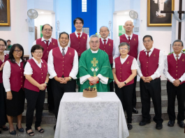 Gereja Blessed Sacrament sambut Perjalanan Salib
